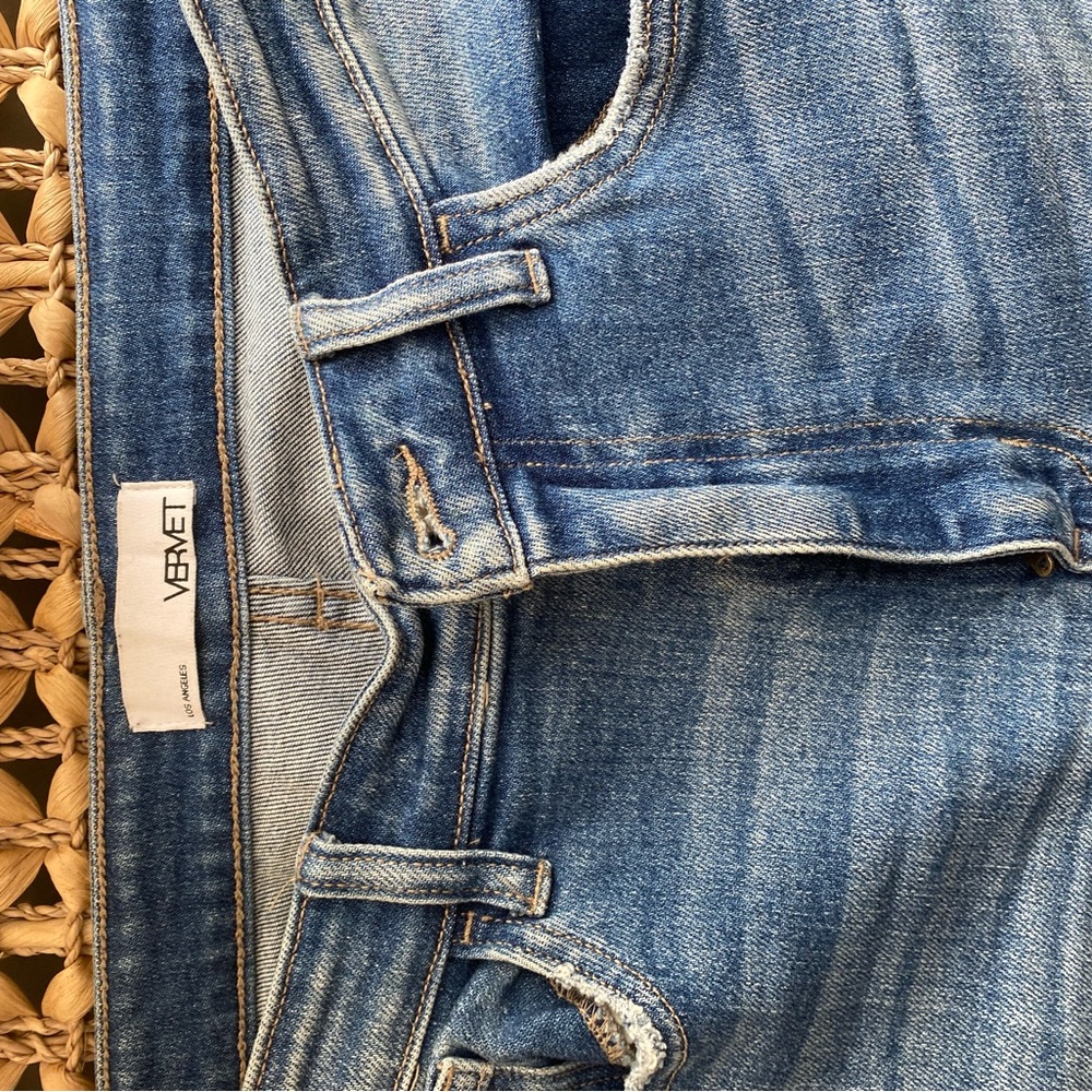 Vervet by Flying Monkey Size 30 Distressed Ankle-Length Jeans
